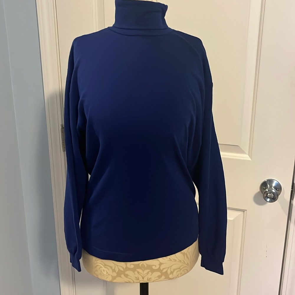 Eddie Bauer 100% cotton royal blue turtleneck in sz sma/petit excellent condish